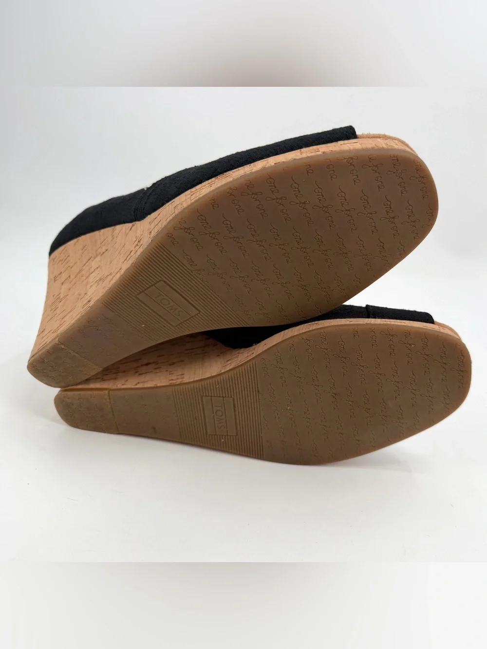 Toms Sandals Women’s 10M Black Classic Wedge Espadrille Cork Peep Toe Slip On